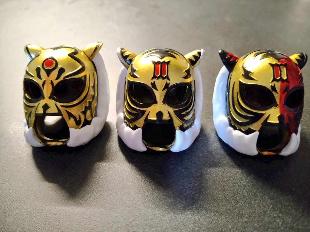 YZR_8642's tweet photo. タイガーマスクのガチャを発見したので回してきました😄デビュー戦モデルも欲しかったんですが、1回500円だったので止めておきました😅とりあえずカブらなくて良かった。
#PROCORO #初代タイガーマスク https://t.co/b3dbQUNZC5