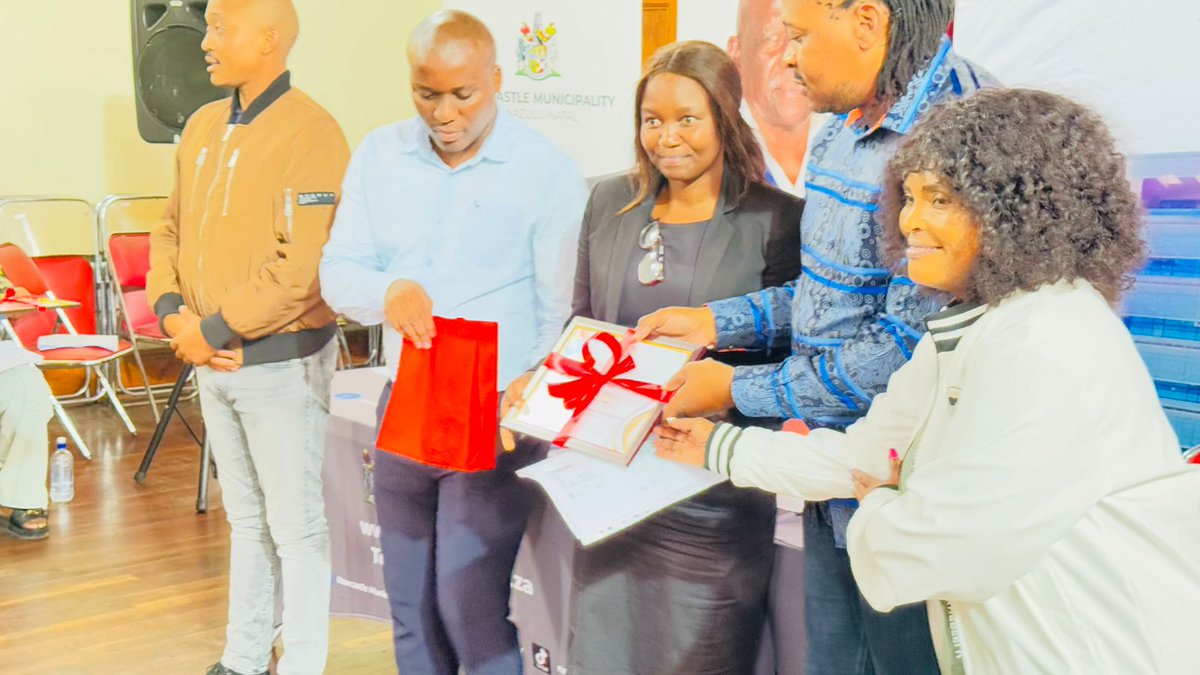 ActSA_Newcastle's tweet photo. “A journey of a thousand miles begins with a single step”
#LetsFixNewcastle💚🤍💚
#LetsFixSouthAfrica🛠🇿🇦 https://t.co/TXf6iVUTSj