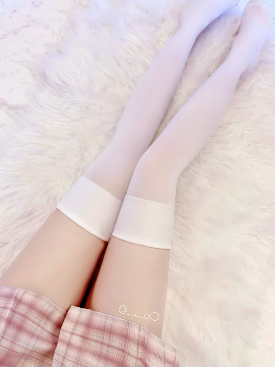 _u__oO's tweet photo. ㅤ
 ニーハイの日 🤍 好き .. ??
ㅤ https://t.co/HeVT3ZGETy