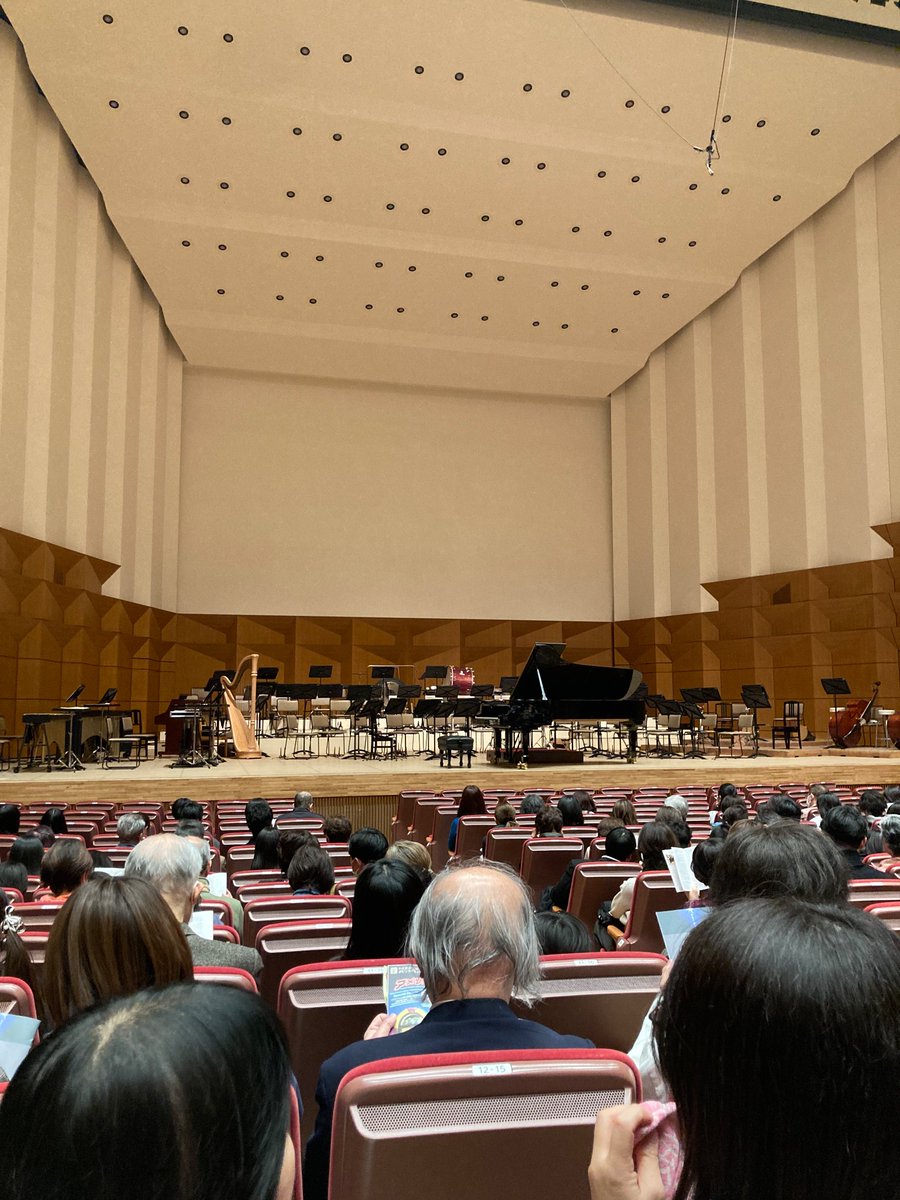 teppeiokudera's tweet photo. 今日は、文京シビックホールへ。
シエナさんの定期演奏会を拝聴してきました。
大好きなラヴェルのピアノ協奏曲とスペイン狂詩曲、最高でした。
音楽って素晴らしい！
素晴らしい演奏ありがとうございました。 https://t.co/CIExCdp5HV