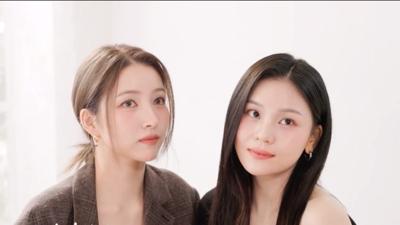 blondesowon's tweet photo. prettiest group ever https://t.co/geeDiRhxYy