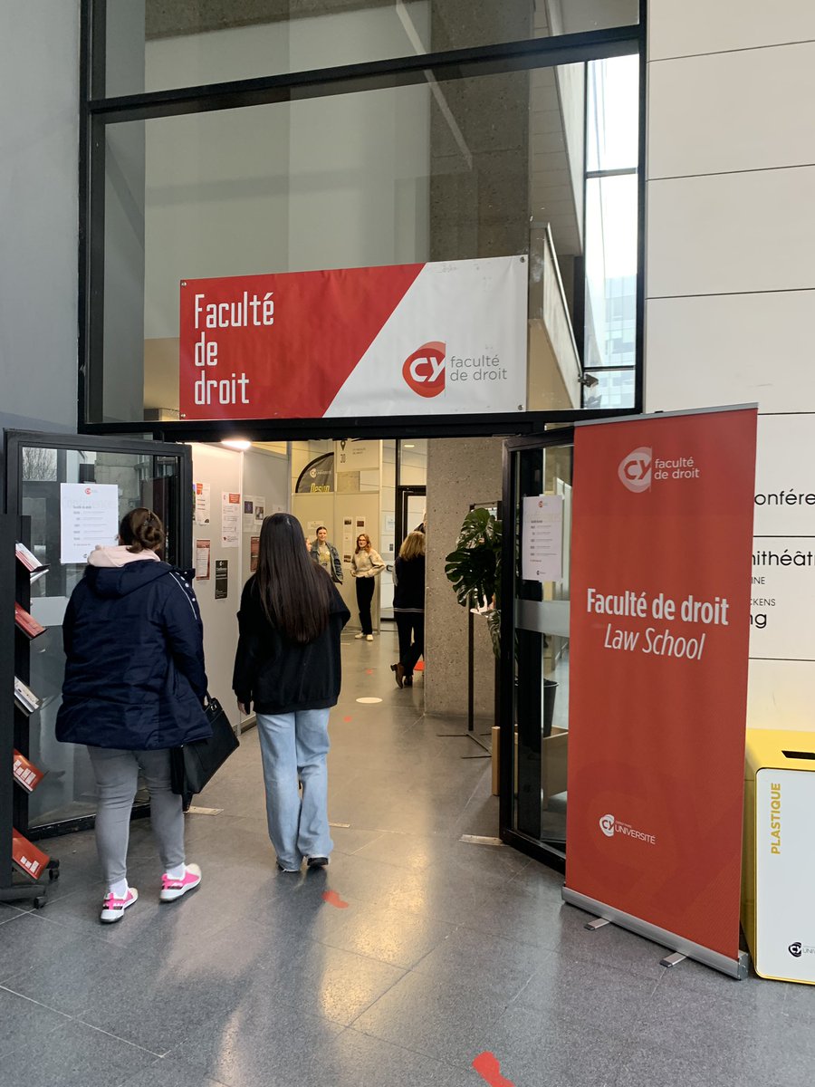 #CYJPO2025
Toute l’équipe administrative et les étudiants ambassadeurs de la faculté de droit sont présents aujourd’hui de 10h à 17h. Venez découvrir toutes nos formations en droit et assistez aux réunions d’informations
👉🏼 l.cyu.fr/cb5ab