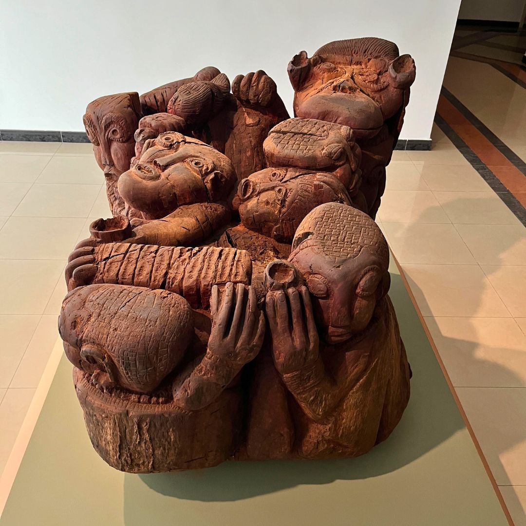 ncai254's tweet image. Sculptures by renowned Kenyan sculptor, Morris Foit, on display at the Sharjah Biennial 16 titled ‘to carry.’
Curated by Natasha Ginwala, the selected works form part of the NCAI Permanent Collection.

#sharjah #sharjahbiennial16 #tocarry #morrisfoit