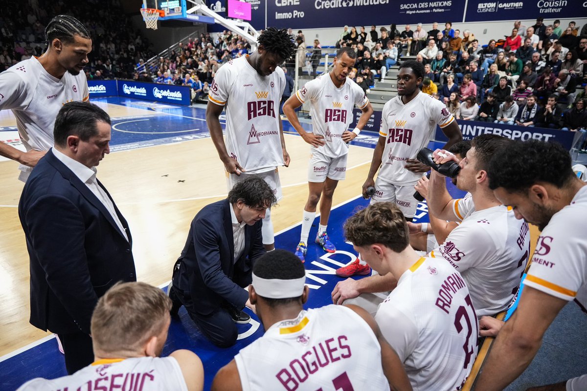 basket_asa's tweet photo. Le road-trip nous a inspiré… ça fait 2 sur 2 cette semaine ✅✅ Et bonus Top 5 😏
#irréductibles #GoASA #ASAFamily #ProB https://t.co/ybboUA9TUE