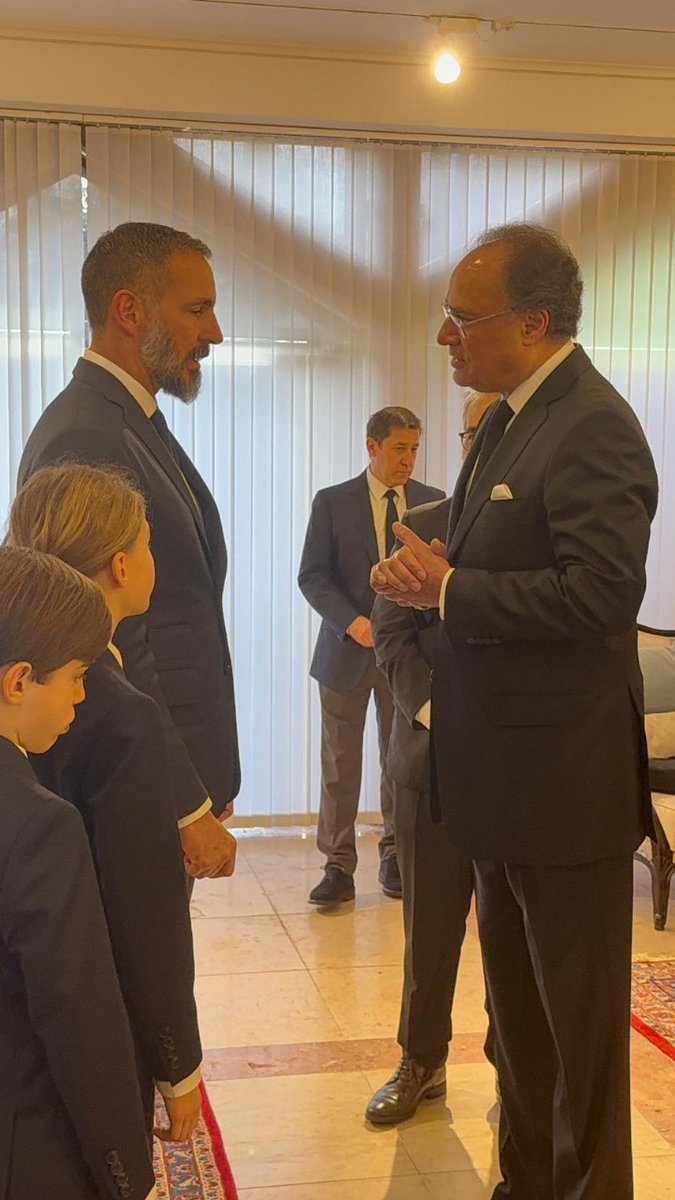 Financegovpk's tweet photo. Federal Minister for Finance and Revenue Senator Muhammad Aurangzeb with His Highness the Aga Khan V after attending the funeral ceremony of late Prince Karim al-Hussaini Aga Khan IV, held in Lisbon, today. https://t.co/reEVCp8hWA