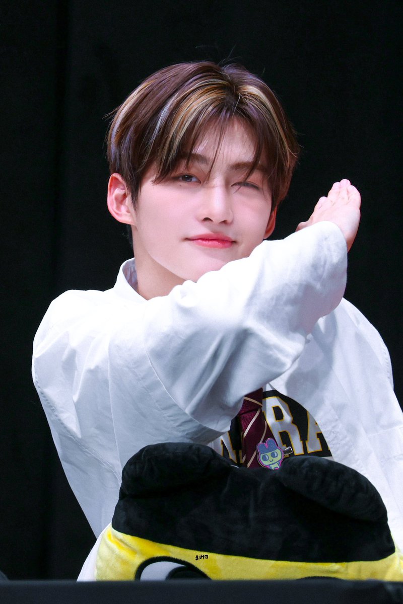 커비 .. tweet media