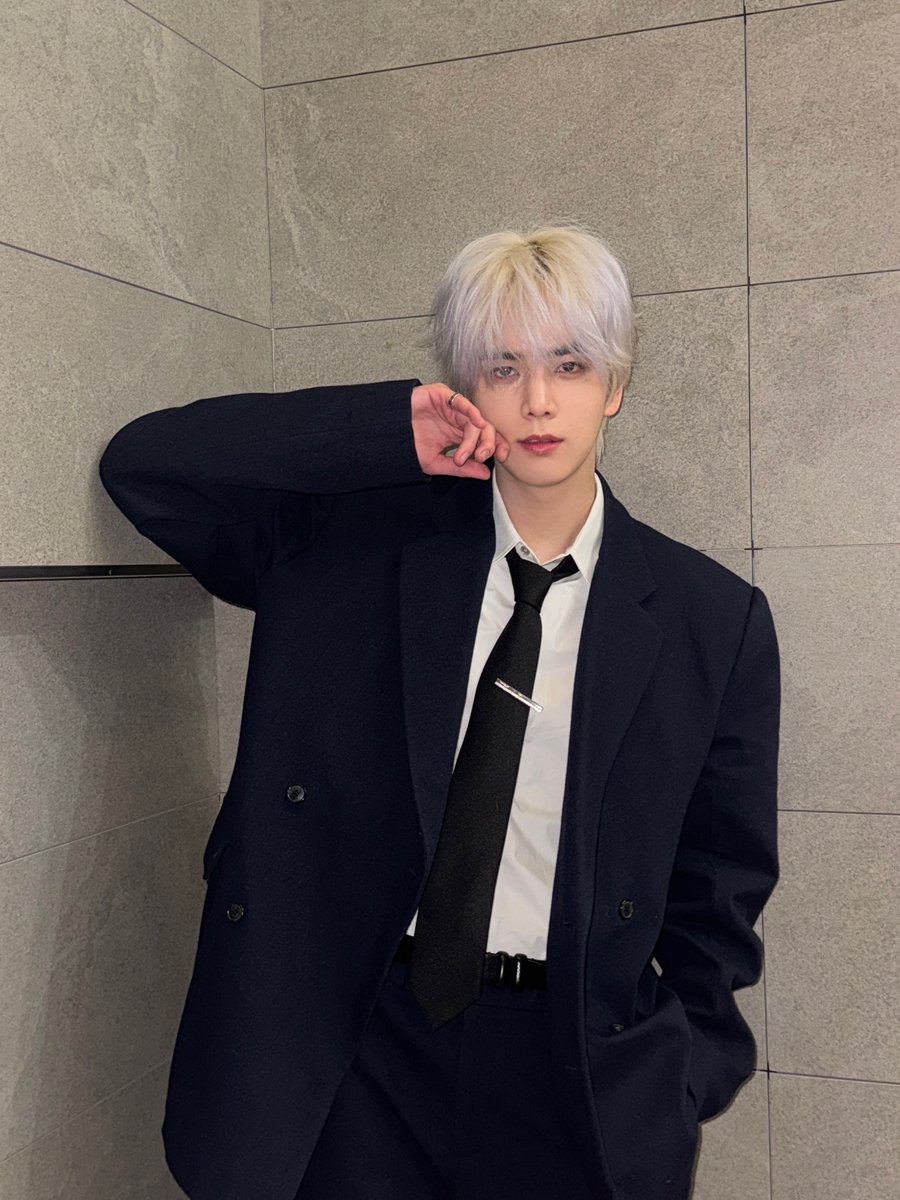[📸] 영훈 MBC 쇼! 음악중심 MC 완료🍞 음중 컴퍼니에 출근하고 싶어서 연휴가 끝나기만을 기다렸다구요(˶⸃ ⴰ⸃˶)♡

#THEBOYZ #더보이즈
#YOUNGHOON #영훈