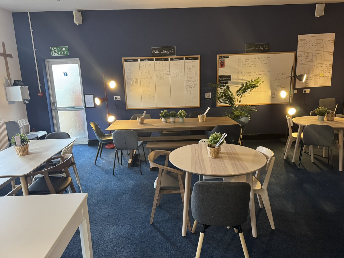 MrJtalks's tweet image. Our Year 5/6 classroom is designed for autonomy, comfort, and respect. With flexible seating, workspaces, and a focus on empowerment, it&apos;s more than just furniture—it&apos;s a space where children can thrive and feel valued. Excited to see them flourish!