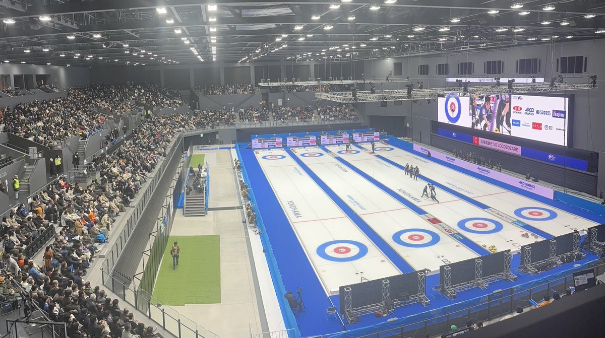 Play off stage in the Japanese Nationals  in the Buntai Arena and a full house for this evenings women’s  game 😊 #jca #worldcurling #icetech #japan #curling #roadto2026