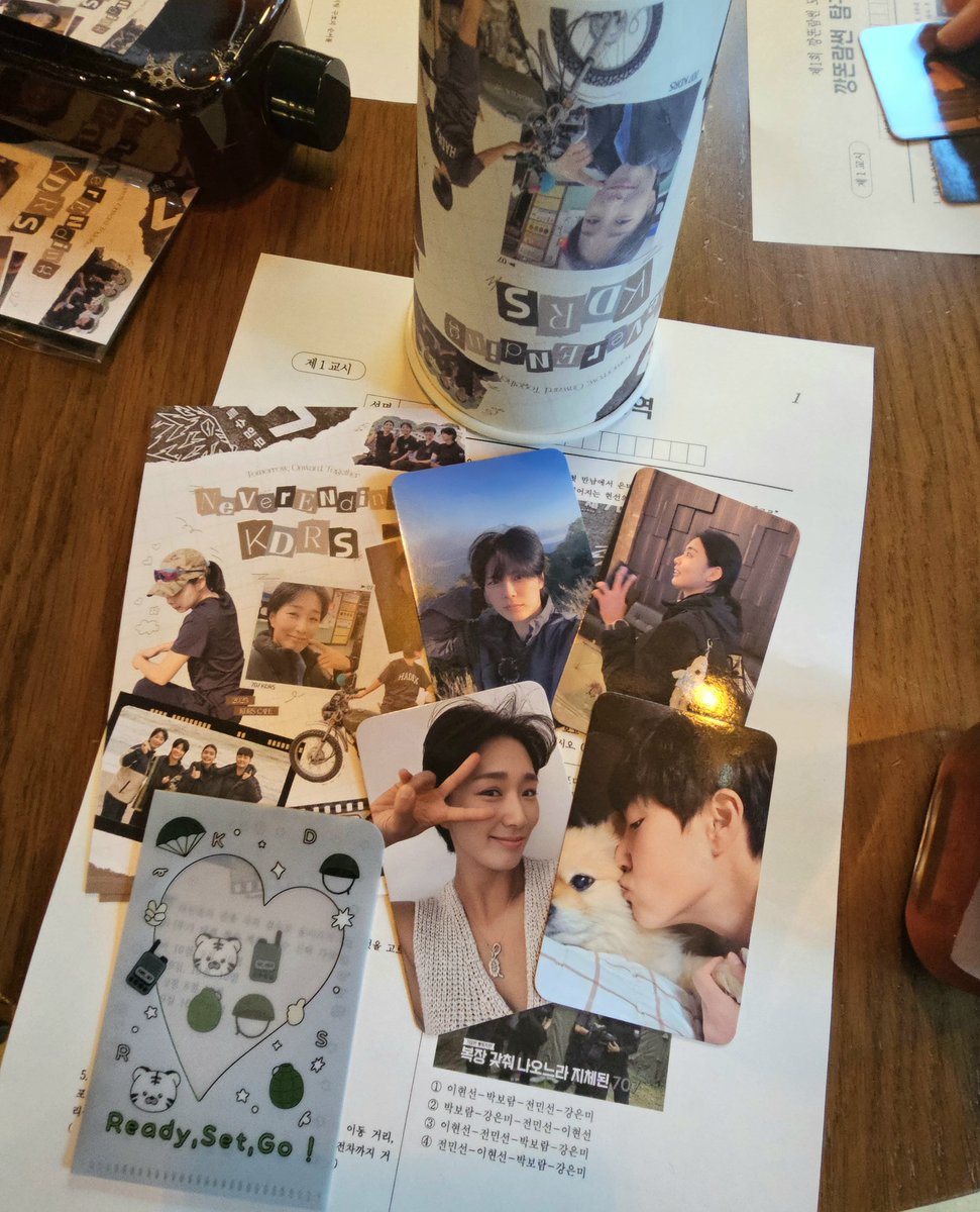 #깡똔람썬과_한발짝더
#넷이_같이_있는게_좋거든
카페 넘넘 예쁘게 꾸며져 있고
특전도 알차서 감상하느라 시간 순삭됏어요...
주최해주신 분들께 무한한 감사를...🥹