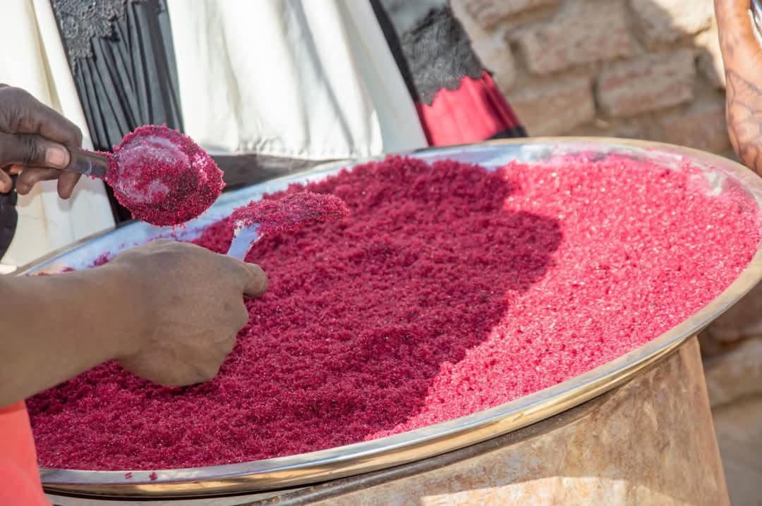 ligue235's tweet image. #Redynamisation
 #AutonomisationDesFemmes #FormationTextile 
#TransformationProduitsLocaux #Tchad #Ouaddaï #Adré
 #FemmesRefugiées #Solidarité #Réinsertion
#laliguetchadienne #ADES #AmbassadedeFranceauTchad
#Pourquellesnesoientplusjamaisseules