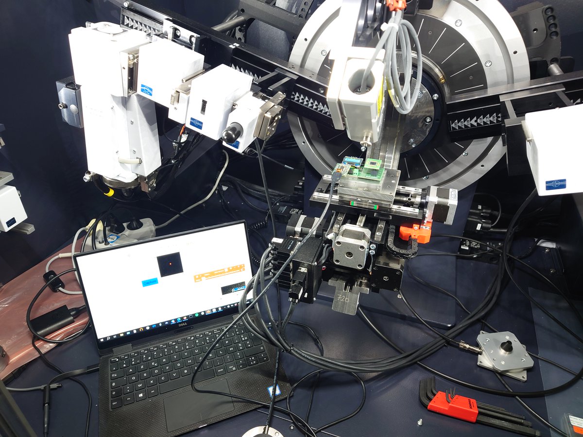 Moorning!!, testing our sensor devices 🔌🔌☢️☢️