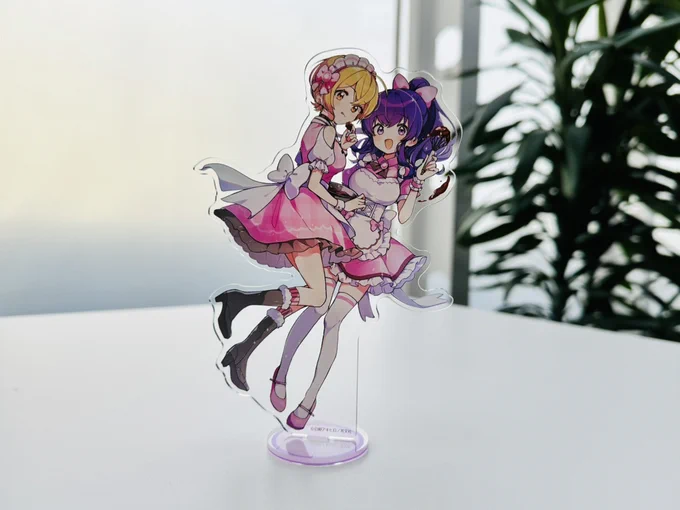 ◆まんが王様アクリルスタンドきららフォワード3月号の表紙イラストがアクスタになりました!サイン本が当たるフェアの申し込みは2/10(月)までですよ～!明日はその他の特典をご紹介します!#しゅがー・みーつ・がーる #しゅがみつ 