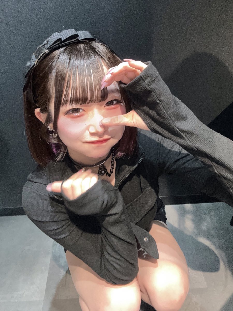 73Bhb's tweet image. ようやく会えたね！嬉しいね！🐰♥
今日も来てくれてありがとう！
久しぶり嬉しかったー！💞💞

初めましてさんもありがとうー！👶🏻💜

写真も沢山ありがとーう！
いっぱい待ってます₍ᐢ‥ᐢ₎ ♡

明日は新宿ヘッドパーワーさんです！
 #LIZZ