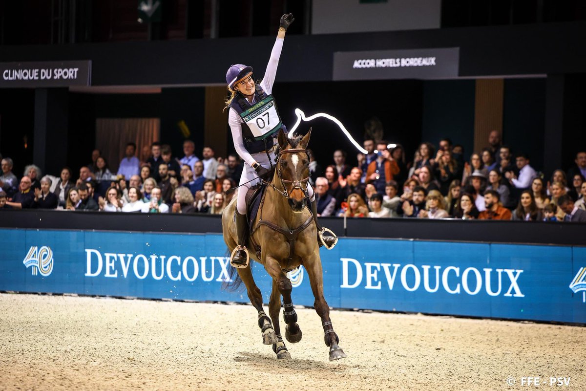 🇫🇷🥇La Marseillaise a retenti hier soir au <a href="/JumpingBordeaux/">Jumping Bordeaux</a> pour célébrer la victoire de Karim Laghouag et Dream de Vieve dans le cross indoor ! ⚡️🏆Dernier à s'élancer, le médaillé d'argent des jeux de Paris 2024 a ravi le public et enflammé l'ambiance 😍🔥