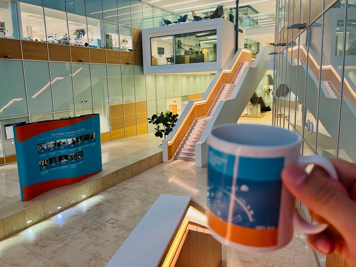 I've started visiting <a href="/PhilHolliger/">Phil Holliger</a> lab at @MRC_LMB this week - its been inspiring and challenging in the best way!

A short journey from JJ Thomson Avenue (electrons) to Francis Crick Avenue (nucleic acids) :)