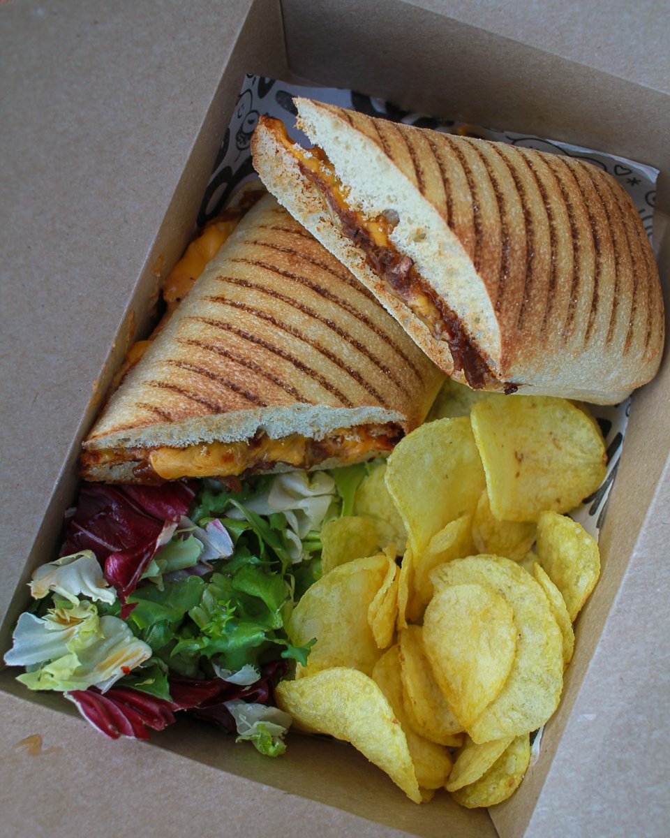 groundespresso's tweet image. Saturday sarnie? How about a Pulled Beef Panini. 

We&apos;ve got a lovely range of fresh &amp;amp; tasty savoury eats available across the land. Grab one in store or on the go this weekend!🤎

#groundespresso #panini #pulledbeef #weekend #halfterm