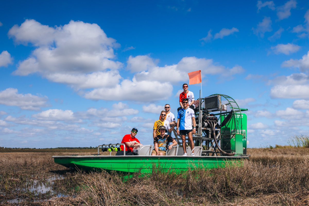 Spotting #ZEBRAlligators 🐊 from a #ZEBRAirboat 🦓 in the Everglades - PRICELESS!