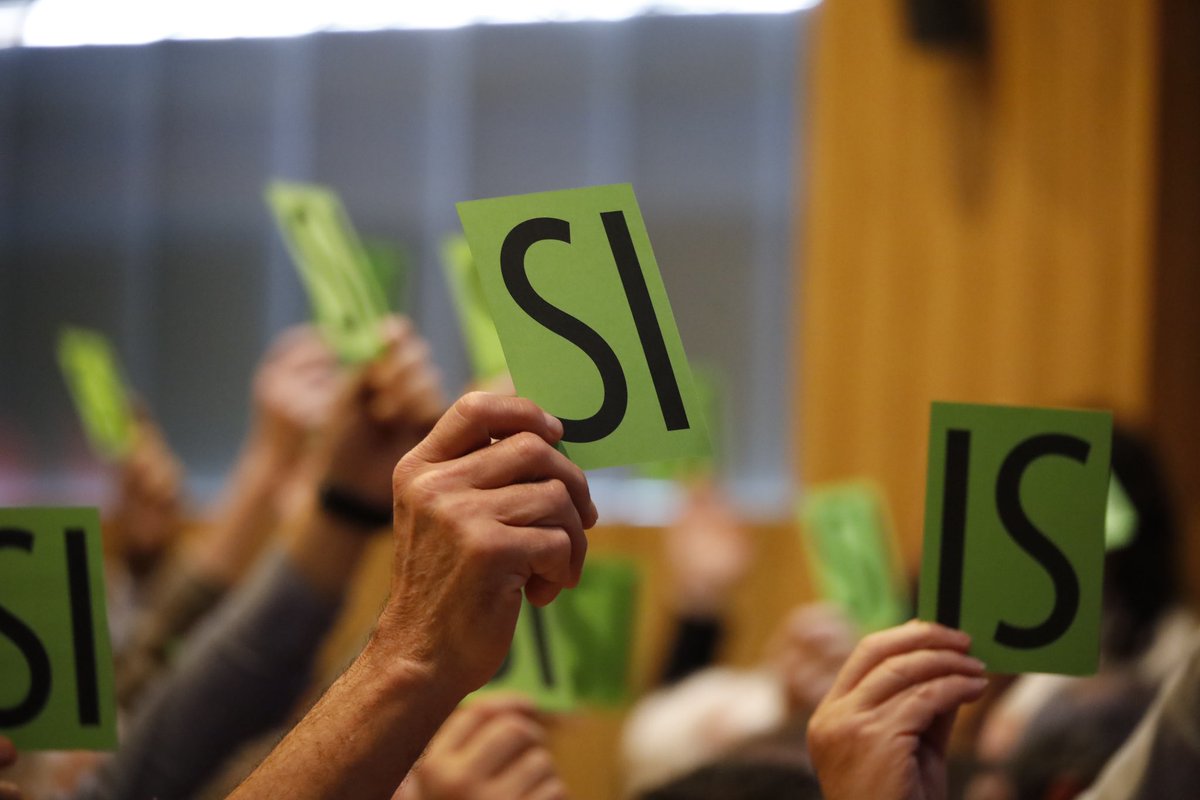 ✅ L’Assemblea General Extraordinària de la FFIB aprova la regulació de les comunitats de clubs i l’establiment de mecanismes per evitar el trasvàs massiu de jugadors entre entitats

🤝🏽 D’aquesta manera aconseguirem mantenir un ecosistema competitiu més just i equilibrat