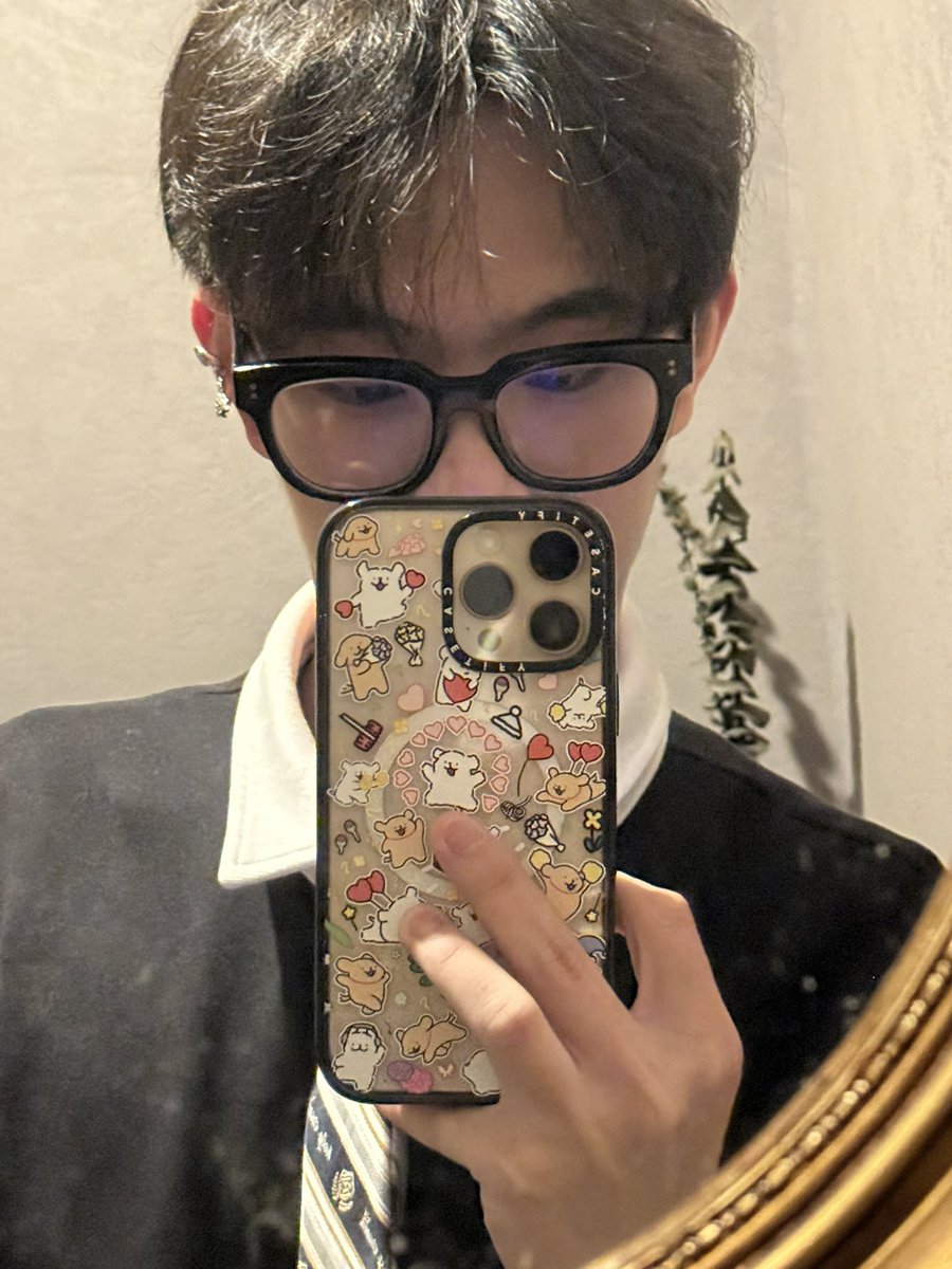 nilfzlfz's tweet photo. 喜欢微醺🥴 https://t.co/bB0ZHFurcd