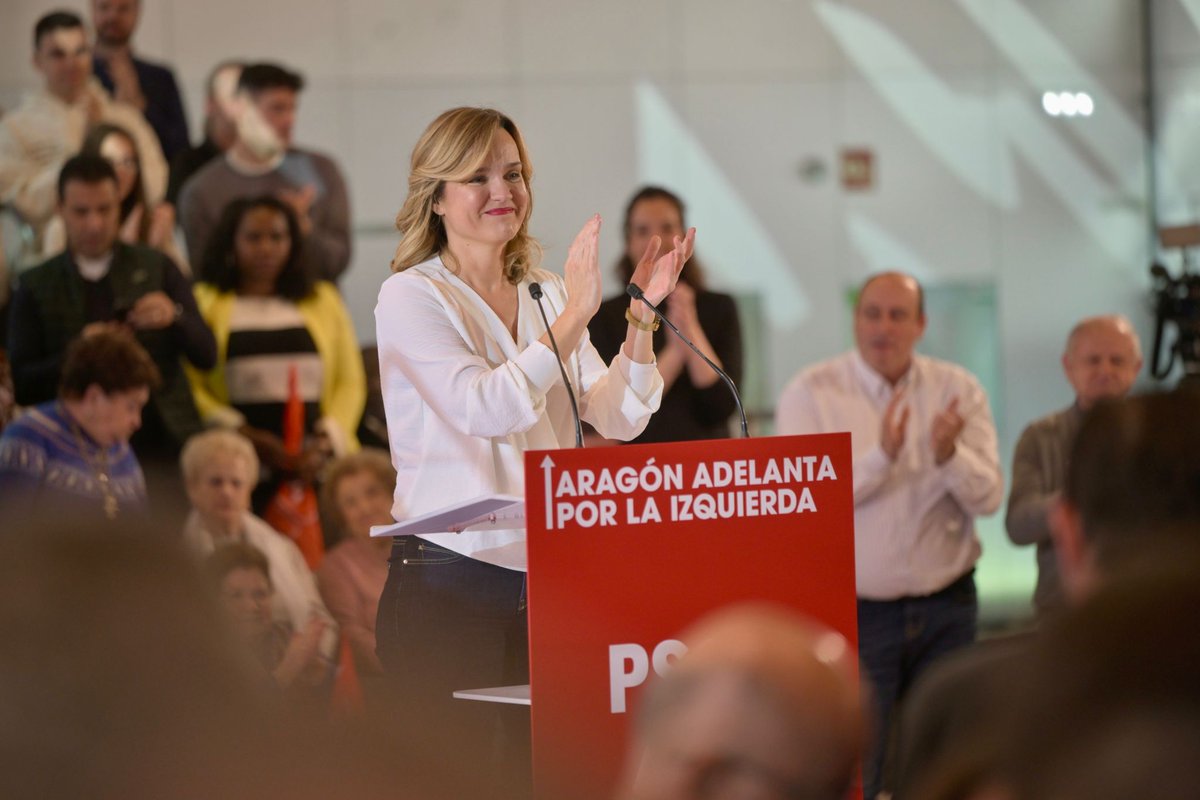 PSOE Aragón (@aragonpsoe) on Twitter photo 🗣️ <a href="/Pilar_Alegria/">Pilar Alegría</a>: "Gracias a todos los y las militantes que me habéis posibilitado ser la primera secretaria general del <a href="/aragonpsoe/">PSOE Aragón</a>
Esta energía la vamos a transformar para que en el año 2027 recuperemos todas las administraciones en #Aragón"
#AragónAdelantaPorLaIzqueirda 🗣️ <a href="/Pilar_Alegria/">Pilar Alegría</a>: "Gracias a todos los y las militantes que me habéis posibilitado ser la primera secretaria general del <a href="/aragonpsoe/">PSOE Aragón</a>
Esta energía la vamos a transformar para que en el año 2027 recuperemos todas las administraciones en #Aragón"
#AragónAdelantaPorLaIzqueirda