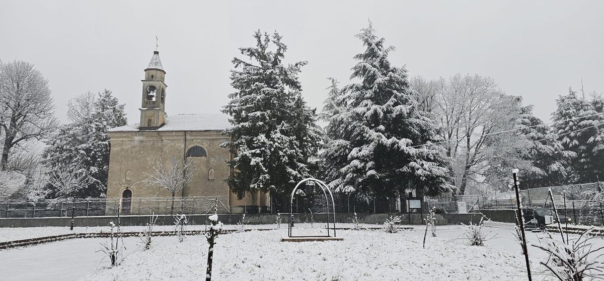 PCProvAL's tweet photo. 8 Febbraio 2025 #neve nel nostro appennino. Ecco le foto che ci arrivano da #ParodiLigure e dalla #ValBorbera https://t.co/AlCxIAgi2e