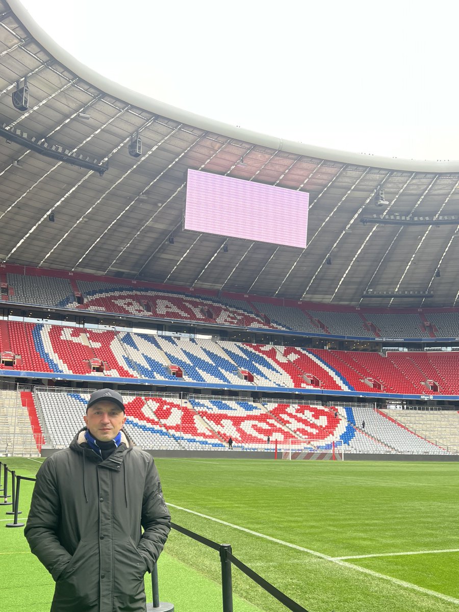 justseaman's tweet photo. #AllianzArena #Bayern #BayernMünih https://t.co/gKQcG7lHrD