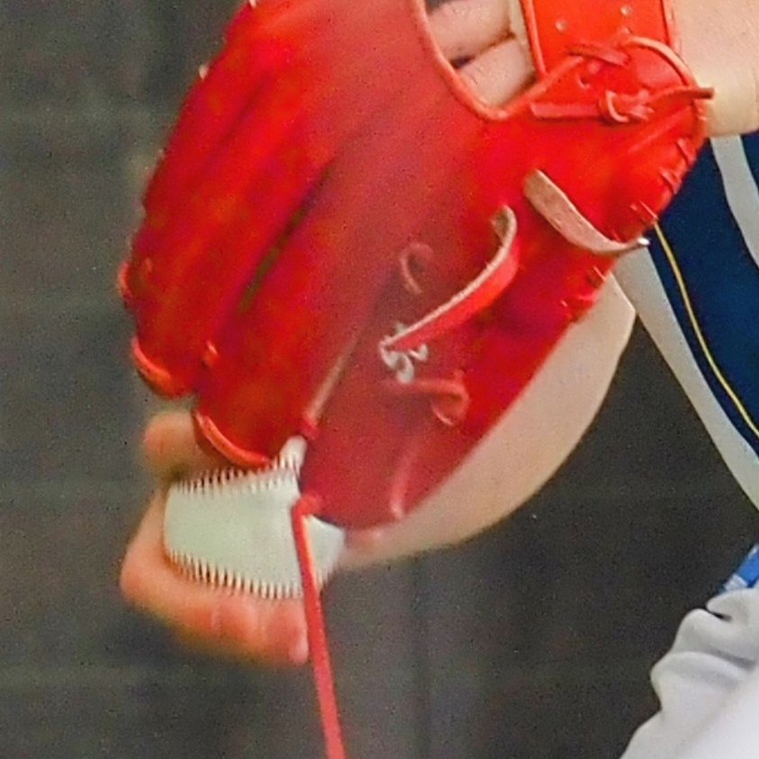 ウィックが挟んでる！