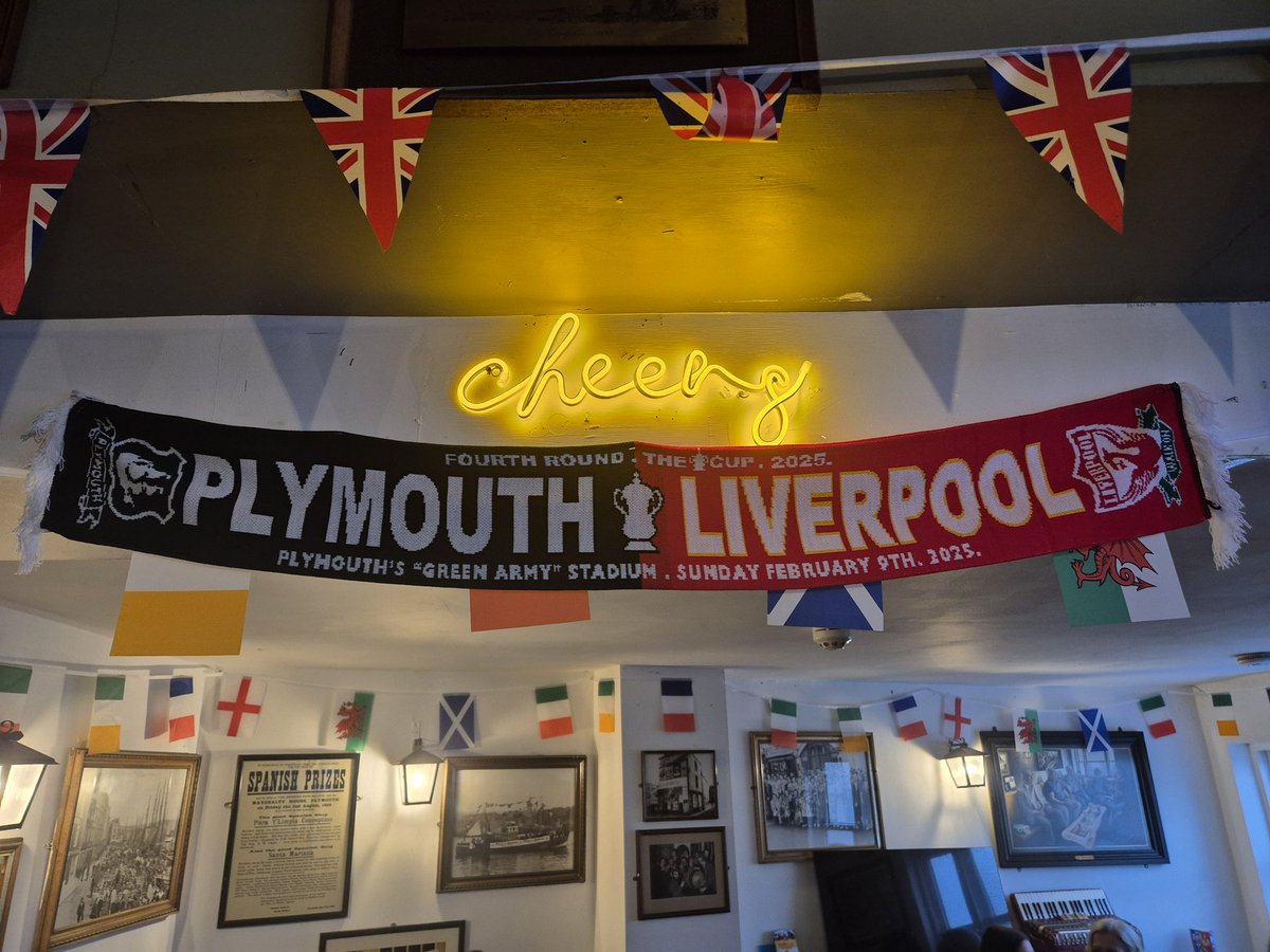 Chris Cooper 💚📻📺🎓⚽🏈 tweet media