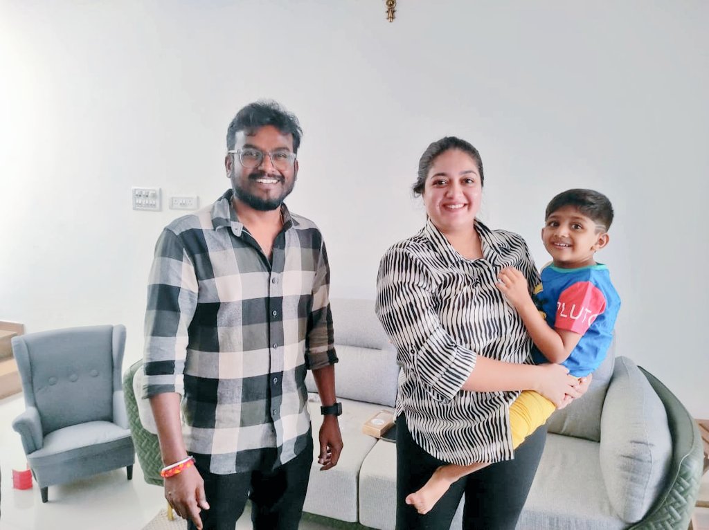 ಅಂದುಕೊಂಡಂತೆ ನಡೆದರೆ ಒಂದೊಳ್ಳೆ ಕತೆ ಹೇಳ್ತೀವಿ.
ಸಮಯ ಬರಬೇಕು!

#meghanaraj #kaantha #somu #UPDATE