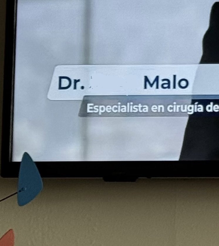 - Me voy a operar
- Y tu doctor es bueno? 
- No, mi doctor es:
😂😂😂😂😂😂