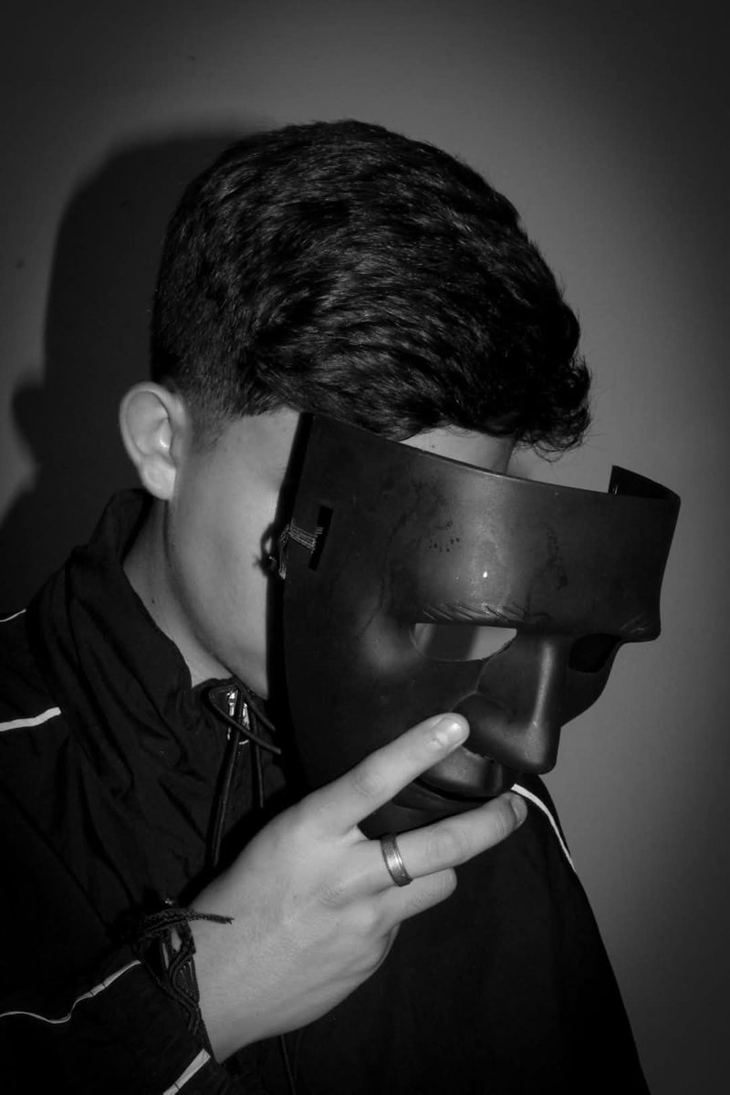 ✦ 𝐌 𝐢 𝐚 ✦ tweet media