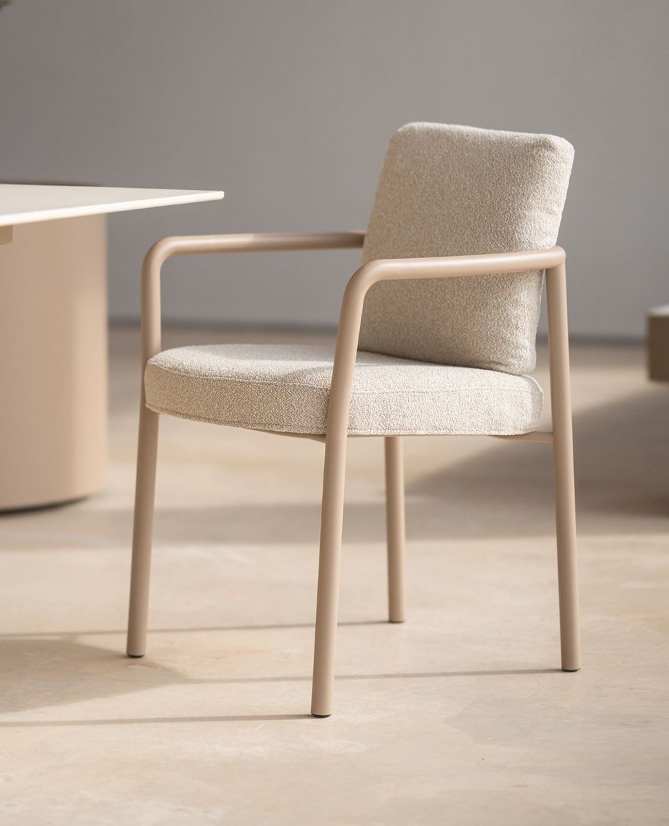 Encompassco's tweet photo. KORI garden dining furniture offers modern elegance &amp; easy comfort for chic al fresco dining. By Studio Segers for Todus. 

https://t.co/2dRYckpCd4

#LuxuryOutdoorLiving
#OutdoorLuxury
#GardenDesignUK
#InteriorDesignUK
#DesignUK
#OutdoorChic
#GardenInspiration
#GardenFurniture https://t.co/Kr97meTw5L