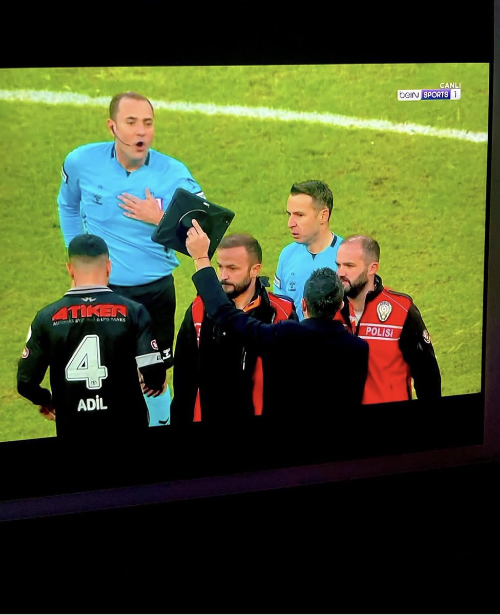 Gözünüze içine  Sıçıyım   Hepinizin!!