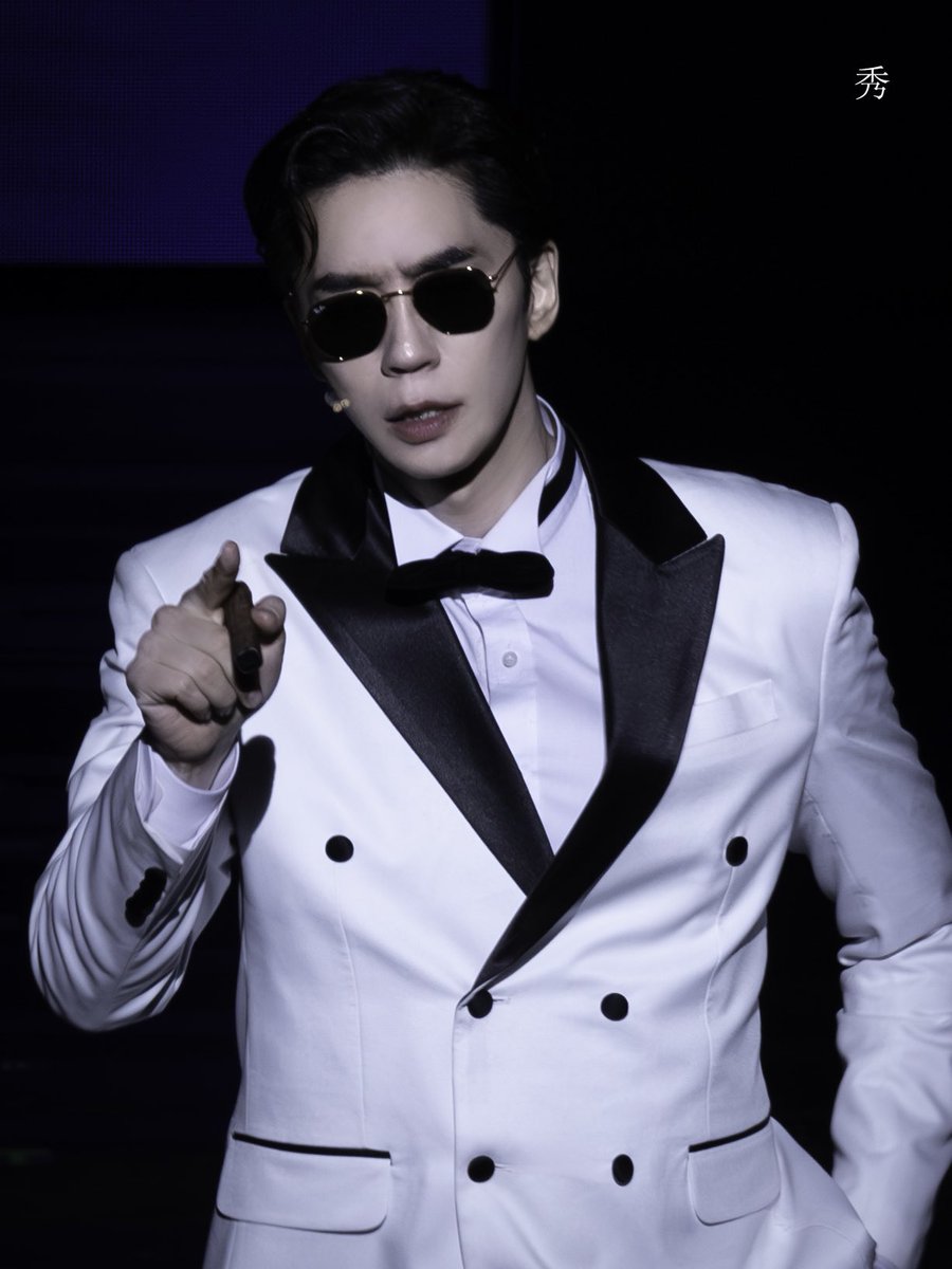 250208 스윙데이즈

유일형 役 #신성록