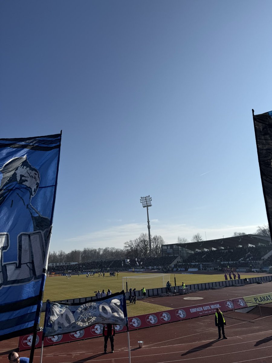 mika_1907's tweet photo. Neuer Ground+ Auswärtssieg 💙🖤 https://t.co/xJ53DaLpfN