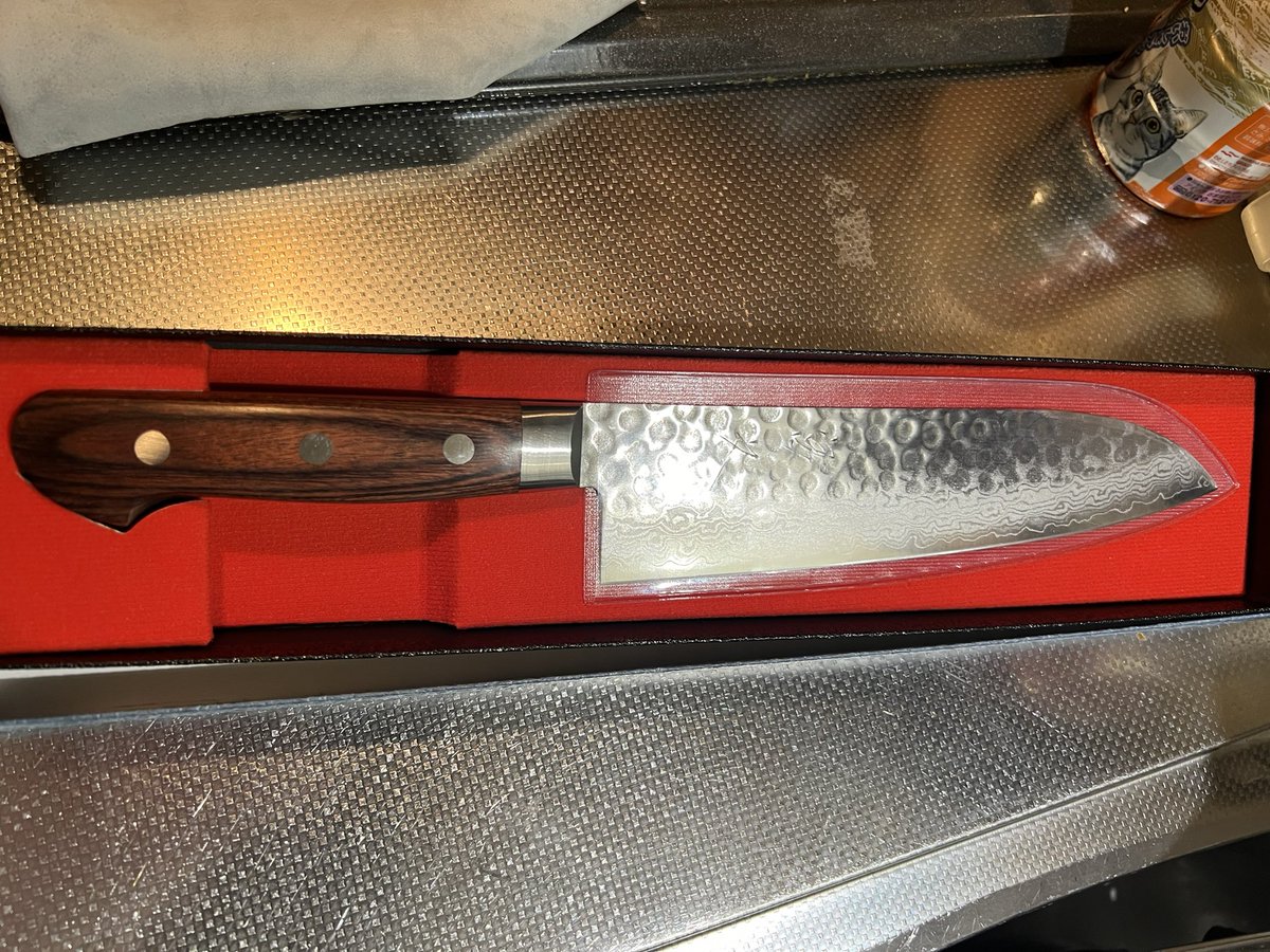 terAgera's tweet photo. 誕プレにちょっとお高い包丁もろた！ https://t.co/Q6kjKVl7dL