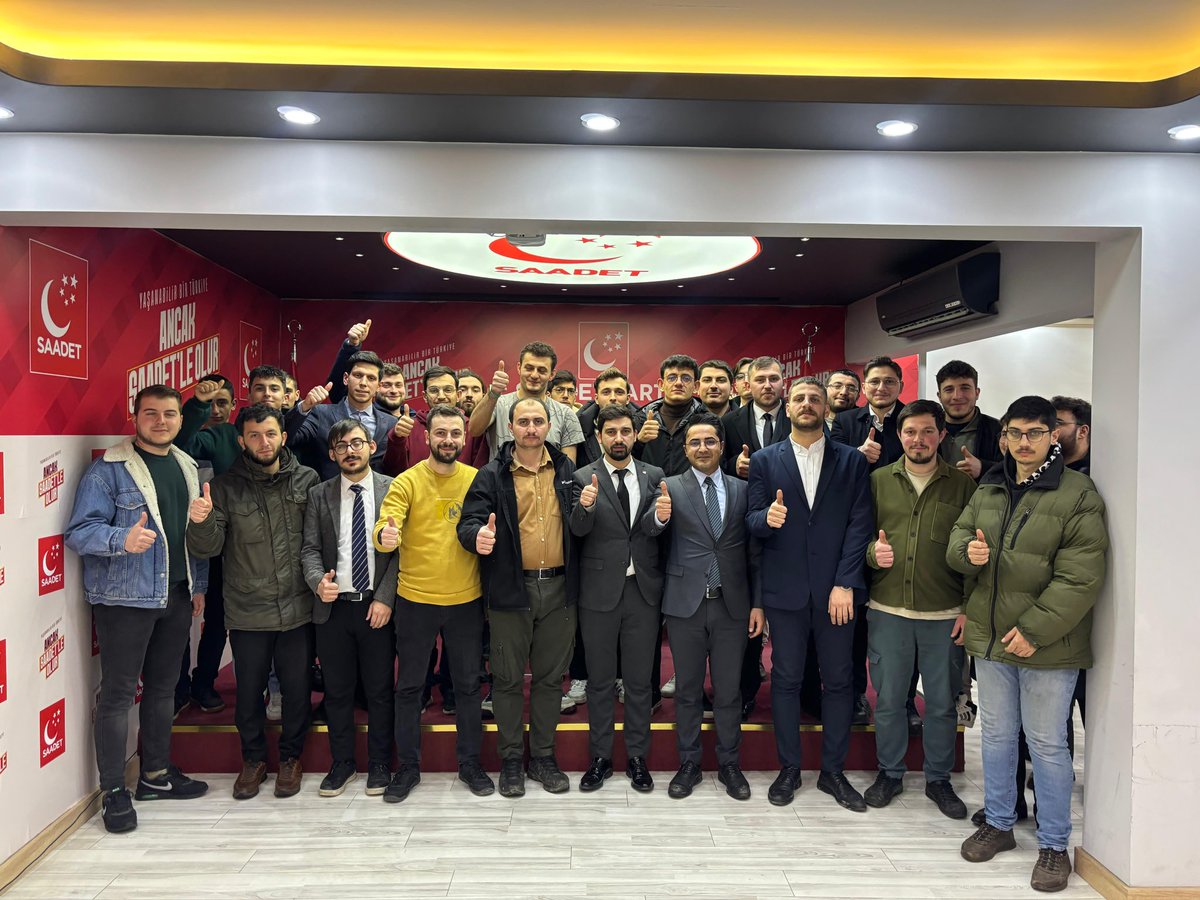 Genel Merkez Gençlik Kolları Başkan Yardımcımız Muhammet Haydar Asıcıoğlu ve İl Gençlik Kolları Başkanımız Miraç Yakupçebioğlu, Of Gençlik Kollarımızın düzenlediği Gençlik Buluşması’na katıldı.