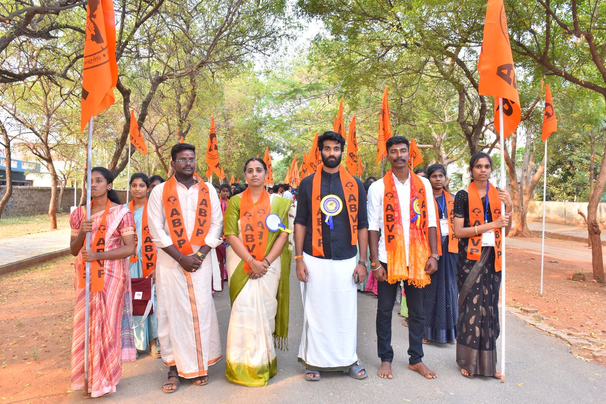 ABVP தென் தமிழக மாநில மாநாட்டின் ஒரு அங்கமாக மாணவர்களின் பிரம்மாண்ட பேரணி நடைபெற்றது.இதில் தேசிய செயலாளர் <a href="/shravanbraj/">Shravan B Raj</a> , மாநில தலைவர் <a href="/savithaar/">Savitha Rajesh</a> மாநில செயலாளர் <a href="/adv_nellaisurya/">Nellai Surya</a>  மற்றும் 300க்கும் மேற்ப்பட்ட மாணவத் தலைவர்கள் கலந்துகொண்டனர். 
#30thABVPSTNConf