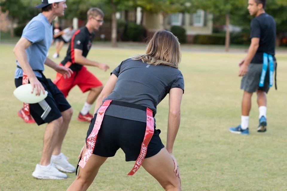 RukketSports's tweet image. Get your #Superbowl crew together and turn your tailgate or halftime break into a showdown with #Rukketsports Backyard Games! 🏈

Who’s bringing the backyard MVP energy this year? 🏆️

l8r.it/TsBl

 #superbowlsunday #football #nfl #backyardgames #backyard #rukket