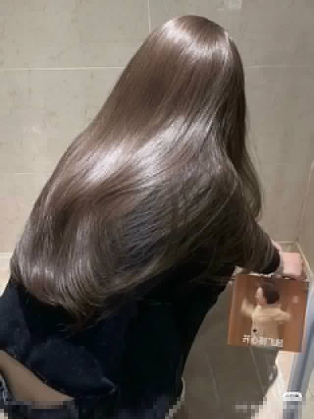 ohmy_beautybank's tweet photo. [bb] tunjukin haircare kalian yang bikin rambut shiny kaya gini dongg!!!
cr pin

ini versi aku😻😻

https://t.co/77OJzV0WZt https://t.co/W7iF8aGwYk