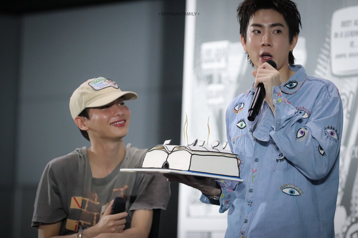 offgun_family's tweet image. Cake Boy ประจำปี💘🎂

@off_tumcial @AtthaphanP 
#TheManifestationxOFF
#ออฟกัน #OffGun