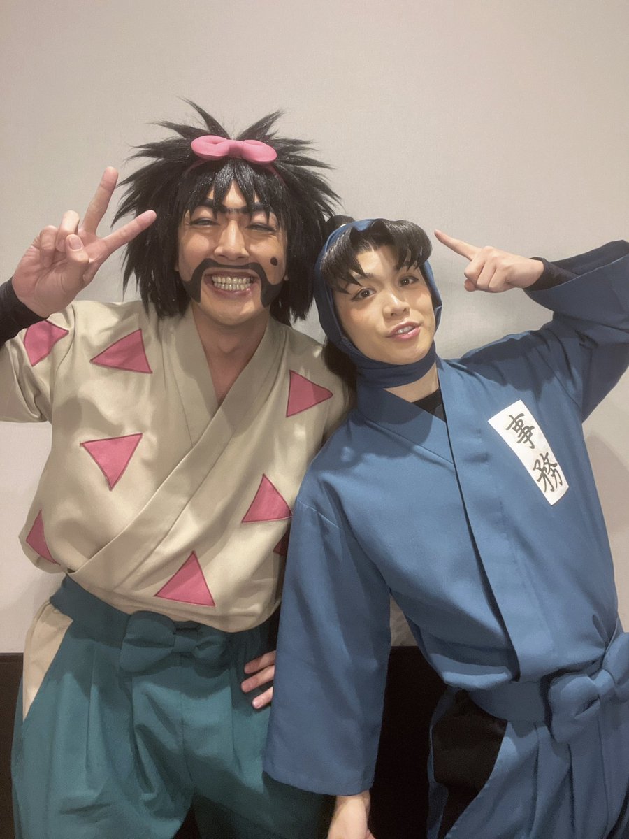 Ryuuukiyama's tweet photo. 忍ミュ五単千秋楽終わりました！
五年生最強！
このチームの一員になれて本当に嬉しかった。最後のプレゼントは兵庫第��協栄丸さんでした！忍ミュっていいね。繋がってる。
これからもファミリーみんなで繋いでいきましょうね。ありがとうございました！
#忍ミュ
#五単
#こま単 https://t.co/GMHp34BRBU