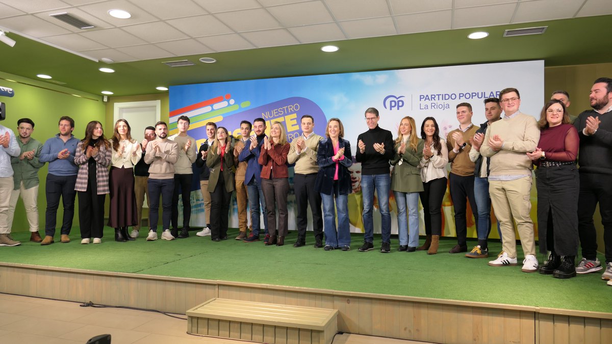 PP La Rioja (@lariojapp) on Twitter photo 🔵 ‘Juventud. Nuestro presente, nuestro futuro’
🎯 El presidente de <a href="/LaRiojaPP/">PP La Rioja</a> y la secretaria general <a href="/cucagamarra/">Cuca Gamarra</a> han clausurado el acto para jóvenes celebrado este sábado en Villamediana de Iregua
#Vivienda #Cultura #Deporte #PolíticasSociales 🔵 ‘Juventud. Nuestro presente, nuestro futuro’
🎯 El presidente de <a href="/LaRiojaPP/">PP La Rioja</a> y la secretaria general <a href="/cucagamarra/">Cuca Gamarra</a> han clausurado el acto para jóvenes celebrado este sábado en Villamediana de Iregua
#Vivienda #Cultura #Deporte #PolíticasSociales