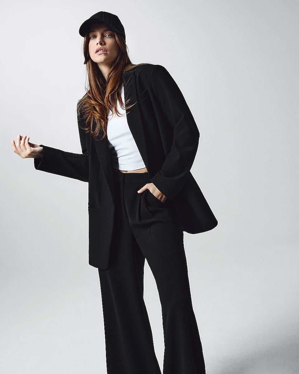 Capturing the essence of Express Spring Champagne 2025 with bold black attire. Each model brings their unique vibe to the shoot—who’s look is your favorite?