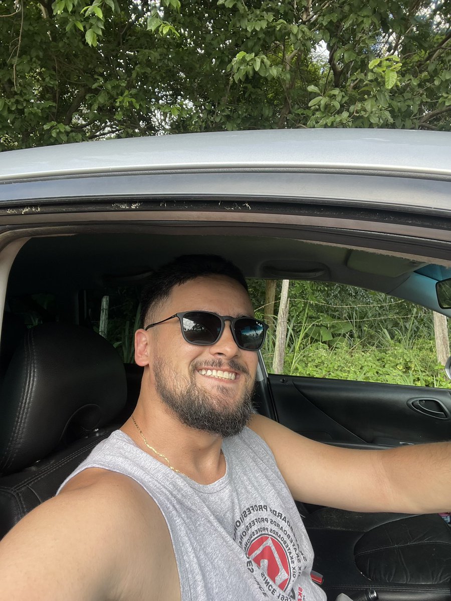italogsenna's tweet photo. Acima de mim, só Deus 🙏🏻🙌🏻 https://t.co/qdrl55HXGc
