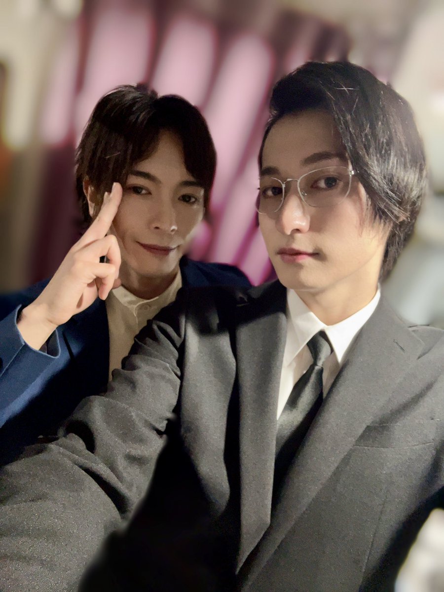 kohei_kamiyama's tweet image. #日常茶飯

3日目もありがとうございました！
舞台上も客席も、たくさんの笑いに包まれていて、幸せな空間です！

表情には出ていませんが、私も心では常に笑っています。

明日でいよいよ千秋楽。 出し切ります！