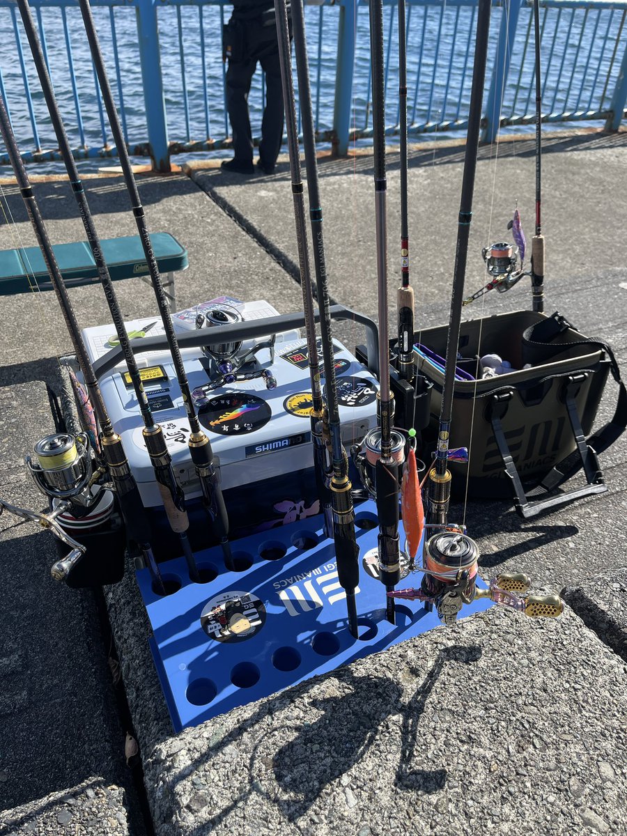 今日は湯河原でエギマニの試投会？イベントに行ってきた
こっち方面でスクマニのロッド触れる機会、ましてや投げれる機会なんて無いからメッチャ楽しかったし、参考になった
GVXはどれもやべー(^^)
お気には村正改と蒼龍かな