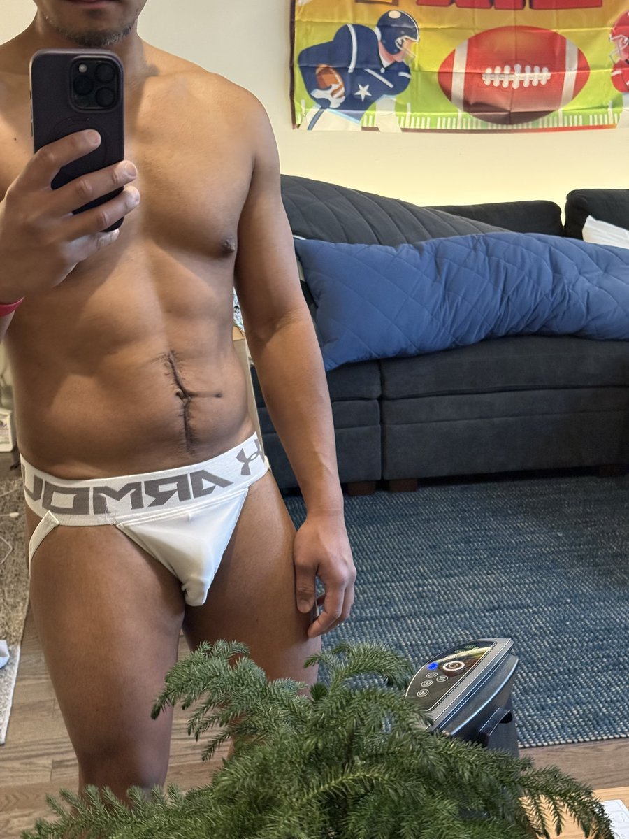Bringing out the UA jockstrap for Super Hole 2025 😈