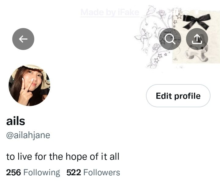 everashdres's tweet image. ⏤͟͟͞͞★ capturing you,

an #ashdres au where in ailah consistently joins the school events solely to be photographed by her crush, arden, the school photographer. however, her solo photos from these events are never posted on the school’s social media pages, why is that?